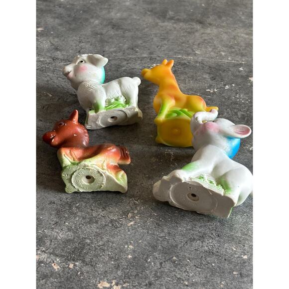 4 Vtg Squeaky Animal Toys Giraffe, Horse, Lamb and Elephant Trunk Up Rubber Toys - Picture 6 of 7